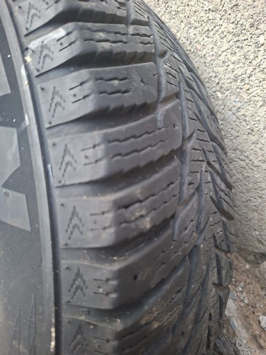 Kapsen 175/70/R13 балон с дисками