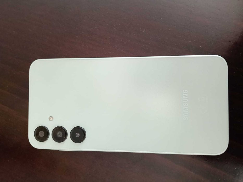 Vând telefon Samsung A16