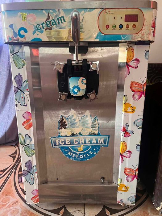 Dozator de înghețată