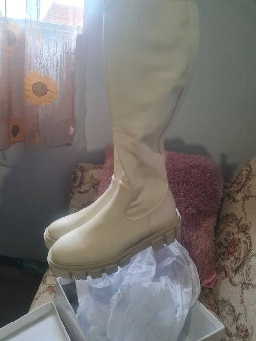 Cizme noi de damă