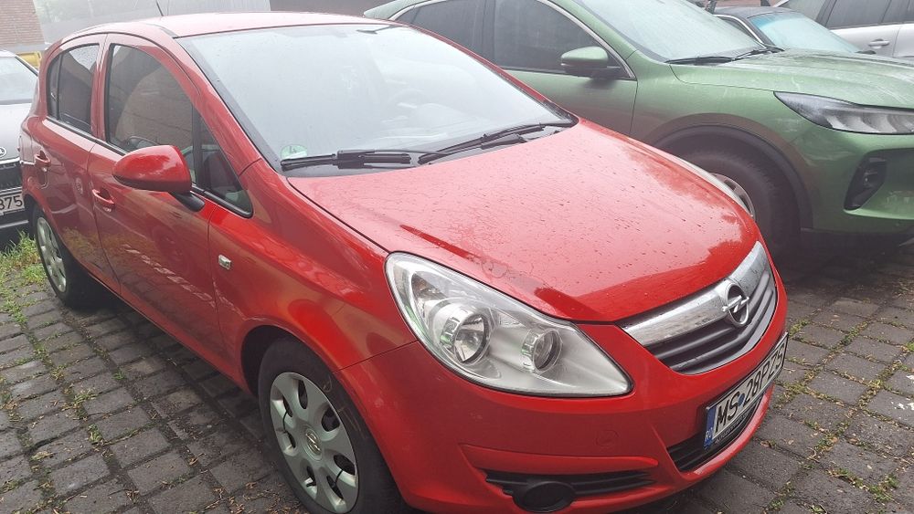 Opel Corsa  D , Proprietar