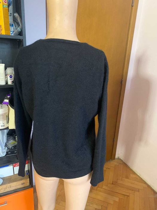 Кашмирен пуловер C&A, размер S