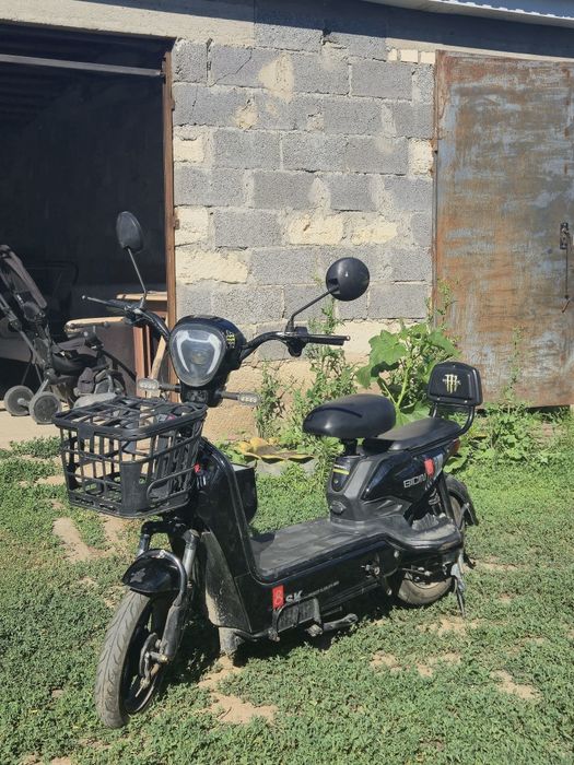 Скутер Sk8 400ватт