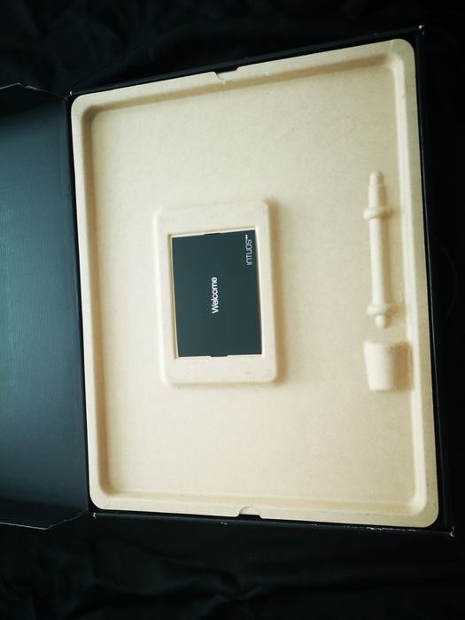 Wacom Intuos Pro L ca nouă