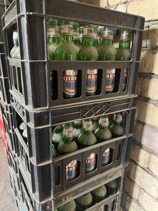 Ящики с бутылками