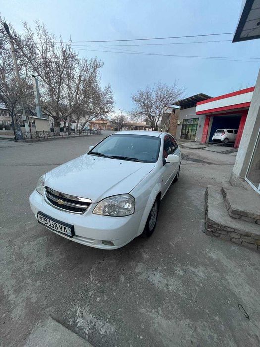 Chevrolet Lacetti, 2 позиция 2012 г.