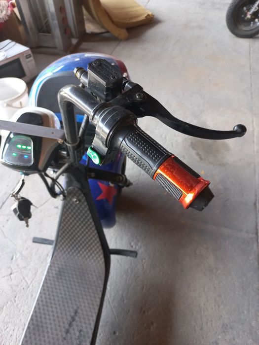 Скутер электрический