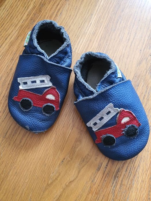 Papucei nr 22 băieți