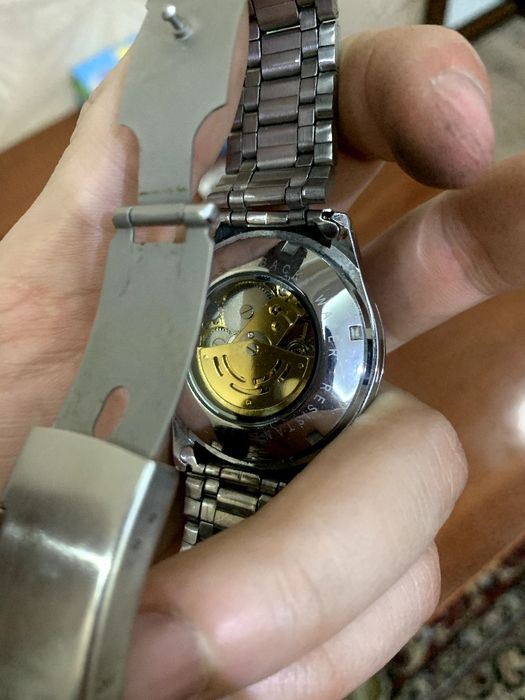 Наручные часы механические