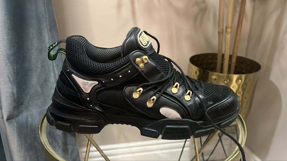 Gucci Flashtrek Sneakers