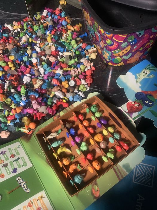 Lot de figurine stikeez