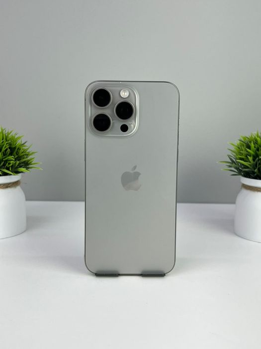 Телефон Apple iPhone 15 Pro Max 256GB
