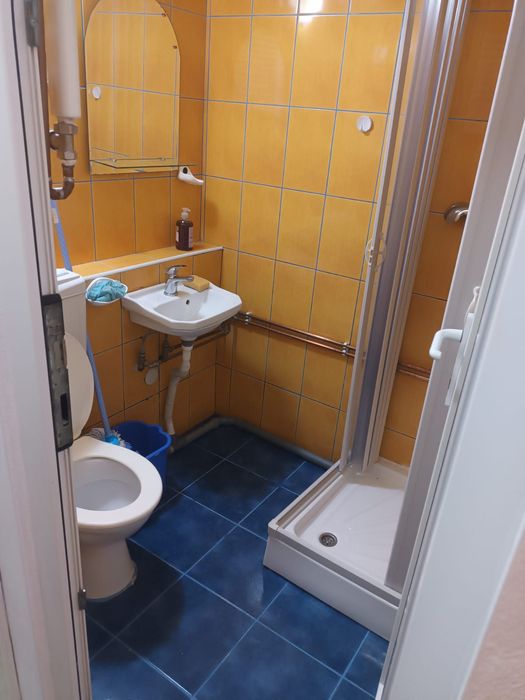 Închiriez apartament o cameră