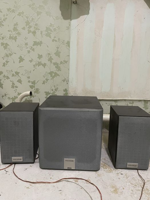 Продам музыкальные колонки Микролаб