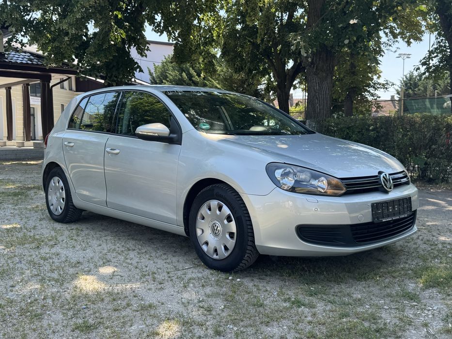 VOLKSWAGEN Golf 2010 — imagine 2