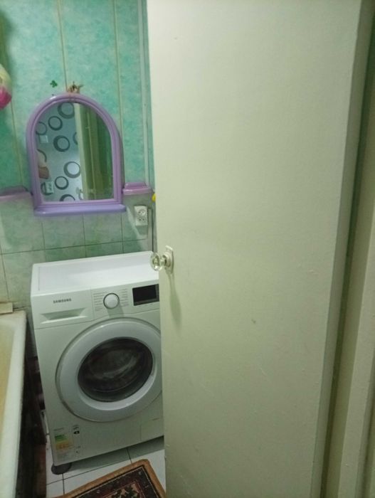 5-maktab yonida 3 xonali kvartira ijaraga beriladi.