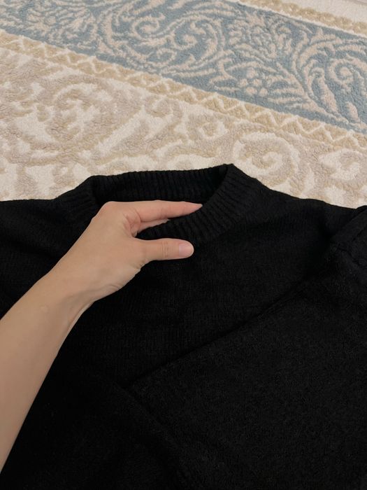 Шерстяные кофты черная/бежевая