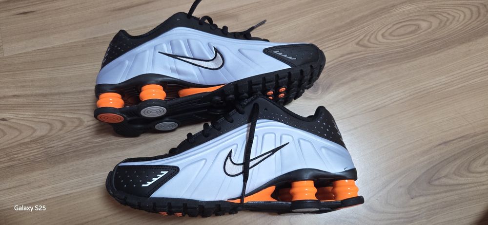 Маратонки Nike, 38 номер