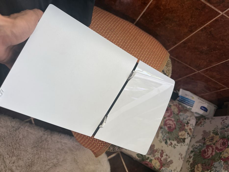 Se vinde playstation 5 in stare ft buna, fara defecte+maneta ps5