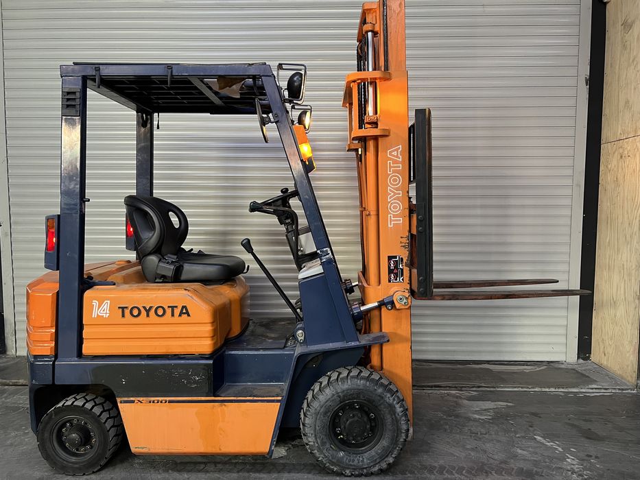 Вилочный Погрузчик TOYOTA, Кара, Складская Техника из Японии!