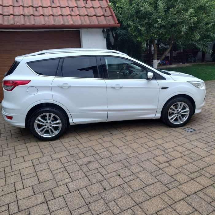 Ford Kuga 2015 2.0 TDi 180Cp Titanium Euro6
