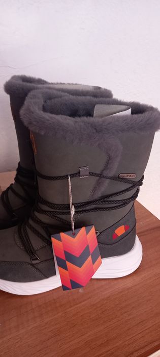 Ghete Damă sunt de  iarnă