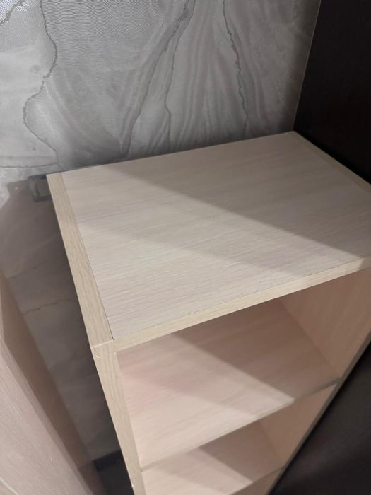 Книжные полки подвесные