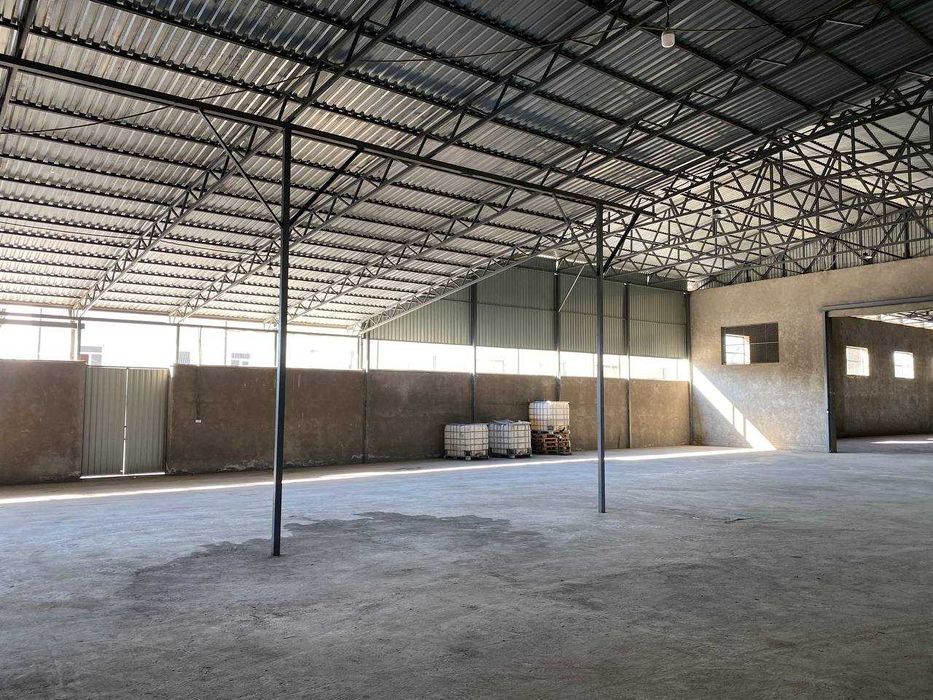 Сдается в аренду помещение для производства или под склад. 2600кв.м