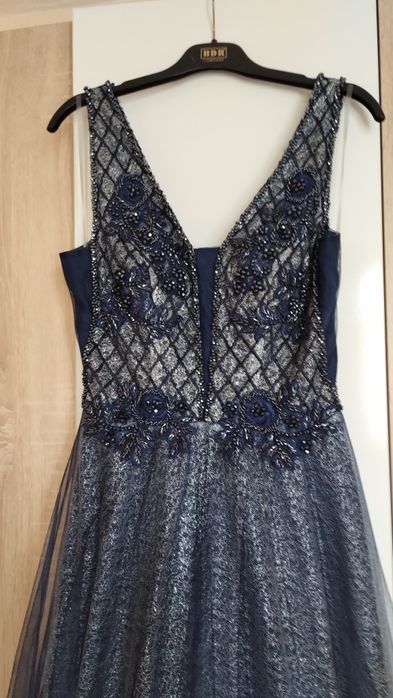 Официална   рокля