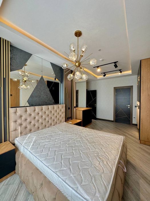 Премиум квартира посуточно Loft Residence у метро Mingurik