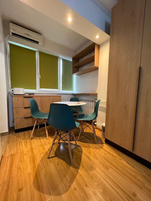 Proprietar vand Garsoniera Renovata  langa Metrou Lujerului