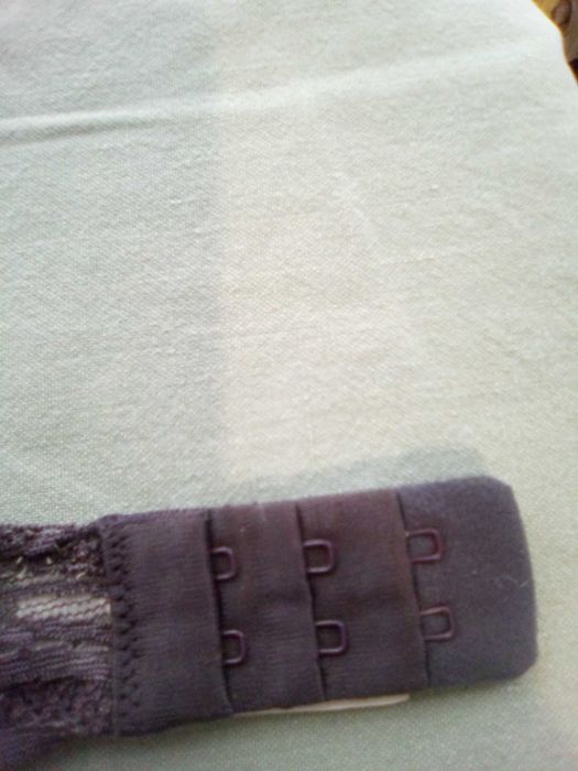 Сутиен Cаlvin  Klein,размер европейски 80В, дантела, цвят  кестен