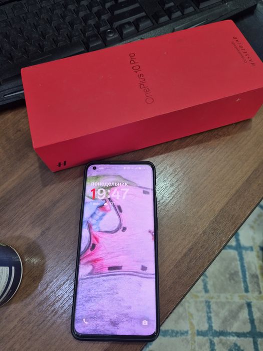 Продам телефон One plus 10 PRO