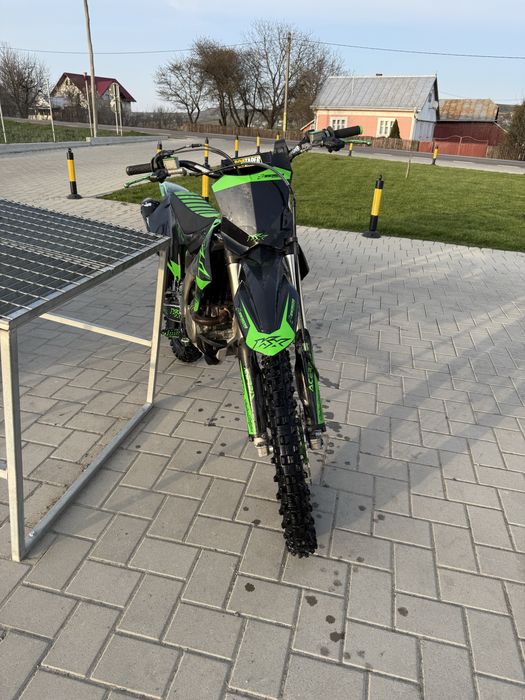 Kawasaki 250 2022