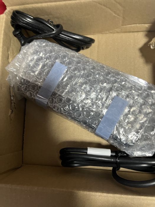 Încărcător YAMAHA - 36V 4A.model 4 Pin.