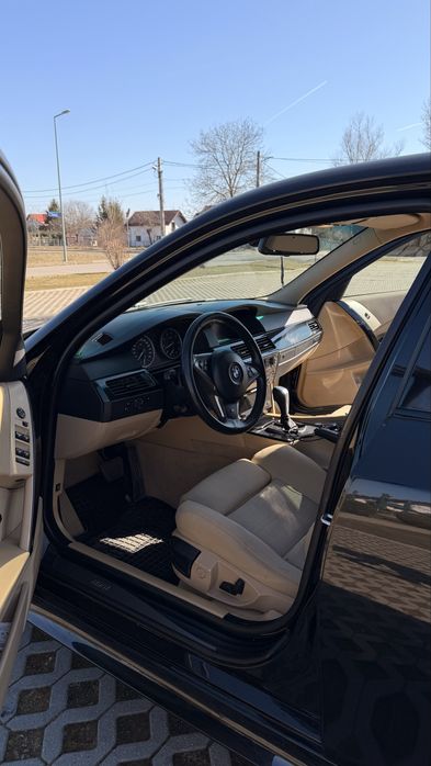 De vanzare BMW E60 523i