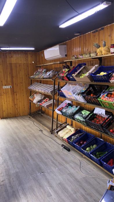 Продам с товаром вместе