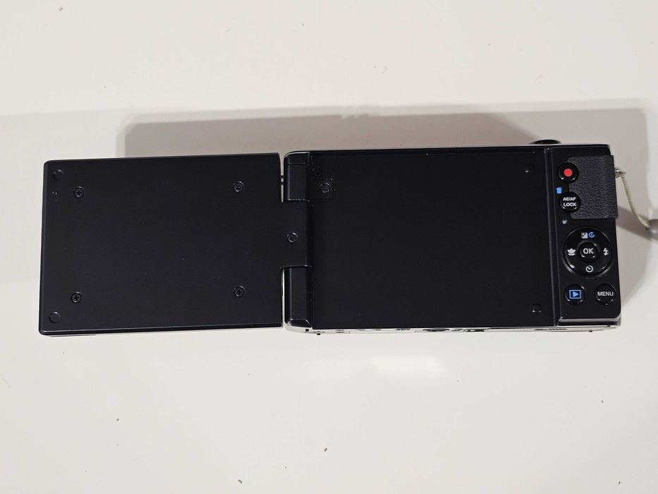 Y2K Aparat foto digital Medion MD86934 sau Life P44034 16MP 12x Zoom