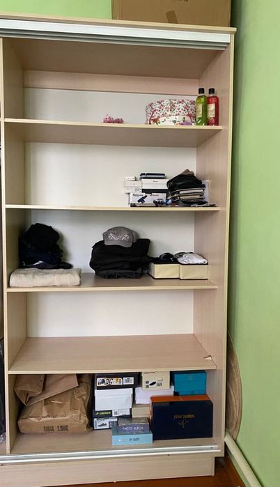 Продам вместительный шкаф-купе