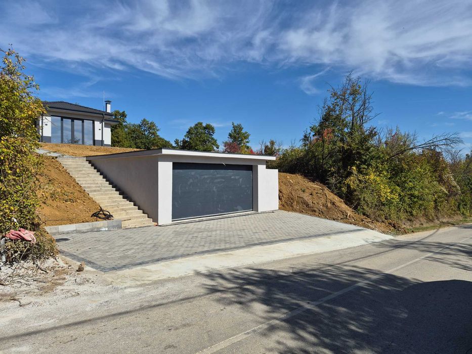 Продавам чисто нова къща в с. Керека,  общ. Дряново,  на 16 км. От Велико Търново