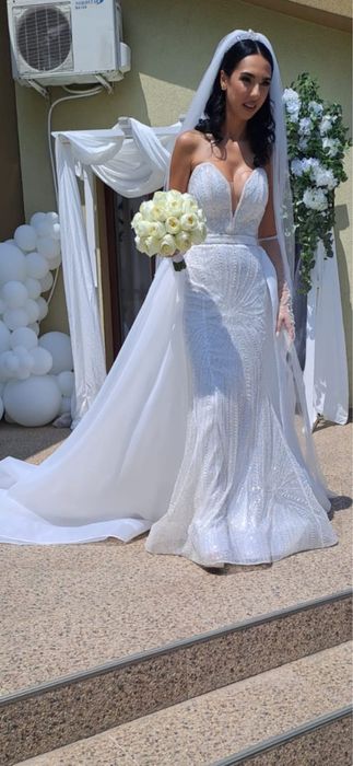 Rochie de mireasa lucrata manual S-XS