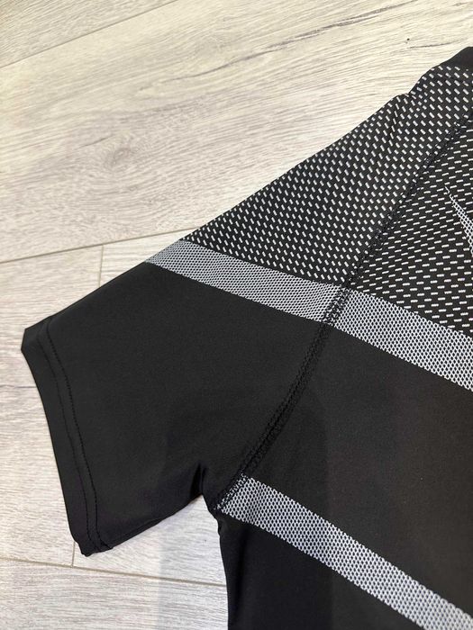 Тениска - GymShark / Чисто нова