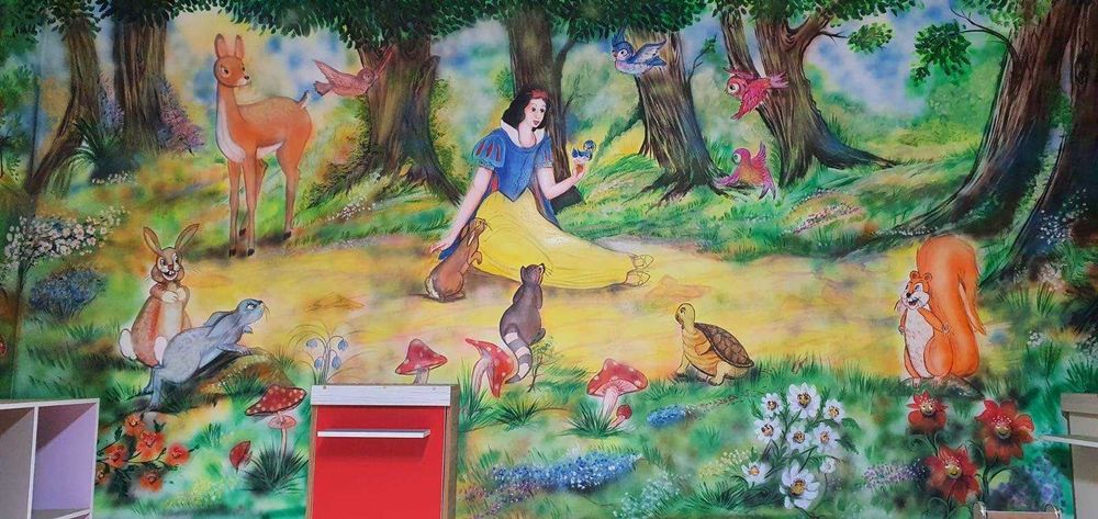 Pictura decorativa murala ,pereți,cluburi,grădinițe,camere copii etc