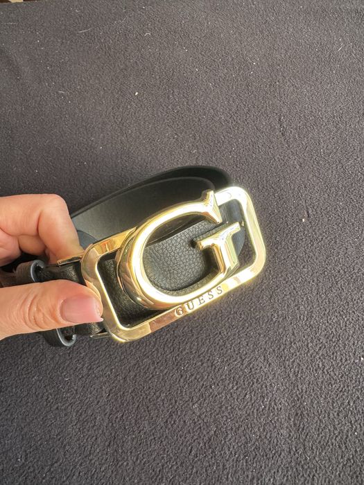 Gurea guess, pentru femei