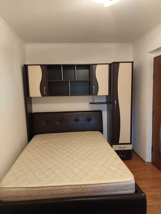 Închiriez apartament cu doua camere în Focșani