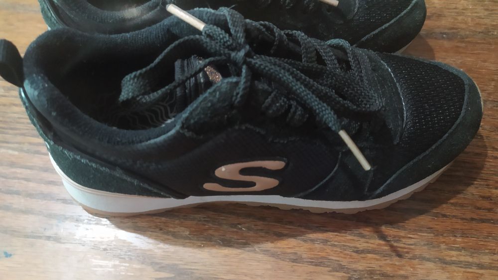 Нова цена Снкърси Skechers N36 и Adidas N36и1/2