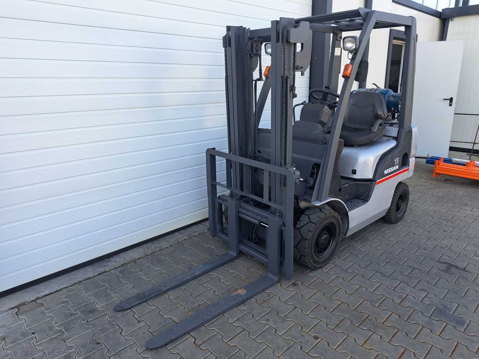 Мотокар Nissan 1.5т - от АБ Сервиз мотокари, газокари, електрокари