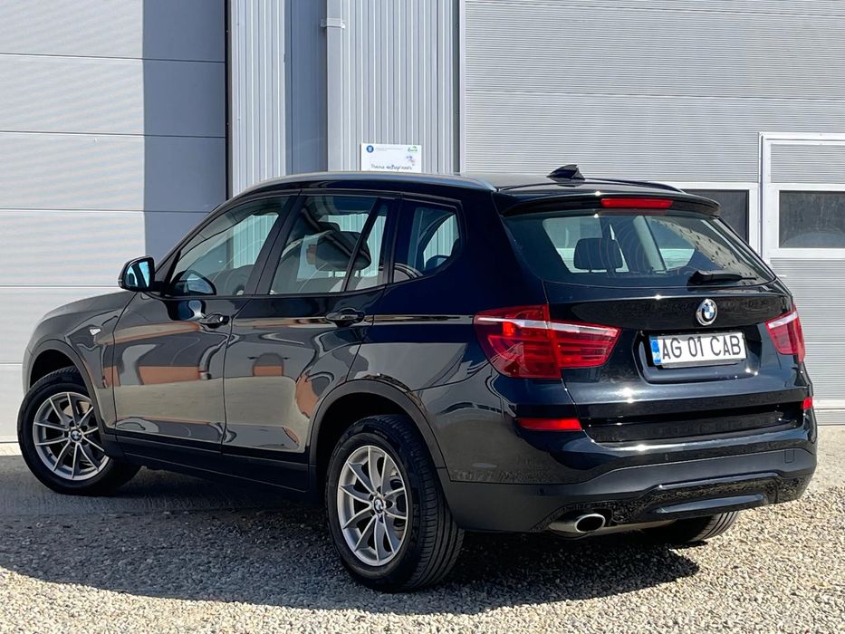 BMW X3 Keyless Entry/go,Scaune incalzite,Climatronic,Navi,Semi piele