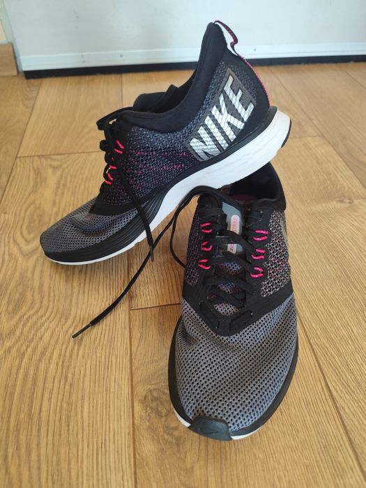 Дамски маратонки Nike Zoom ,размер 40,5/26см
