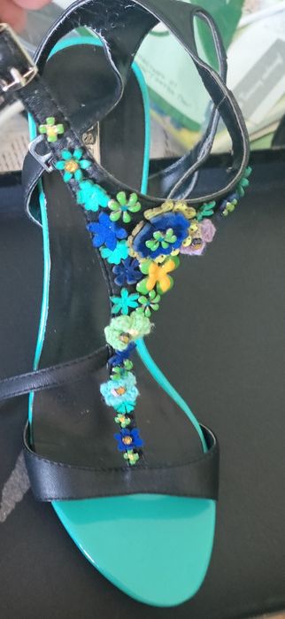 Босоножки летние